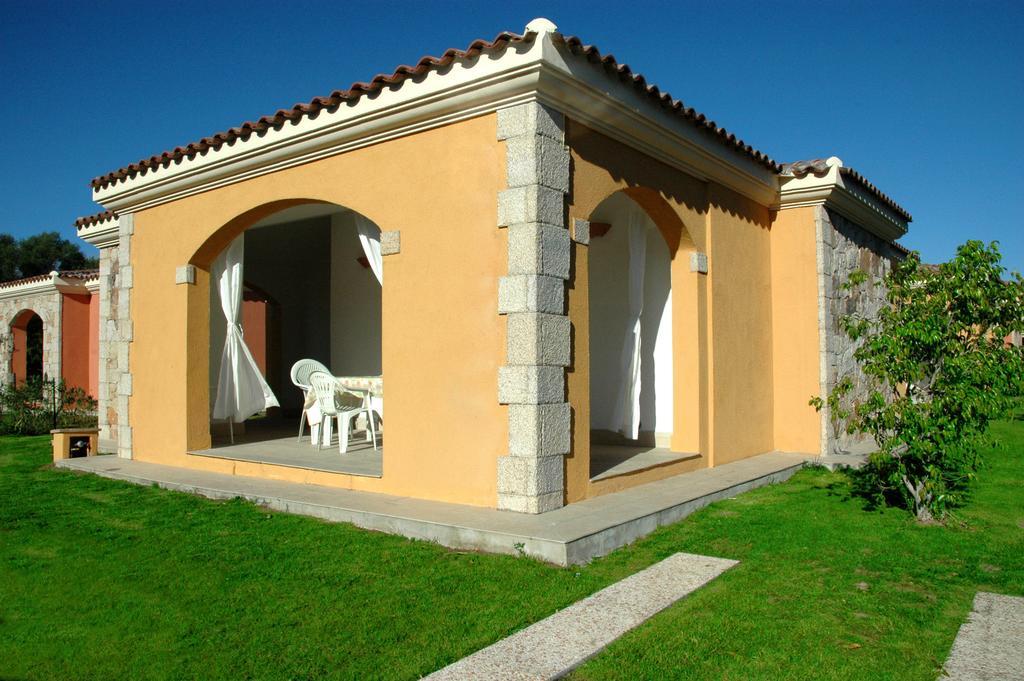 Holiday Homes Stella Marinaサン・テオドーロ 部屋 写真